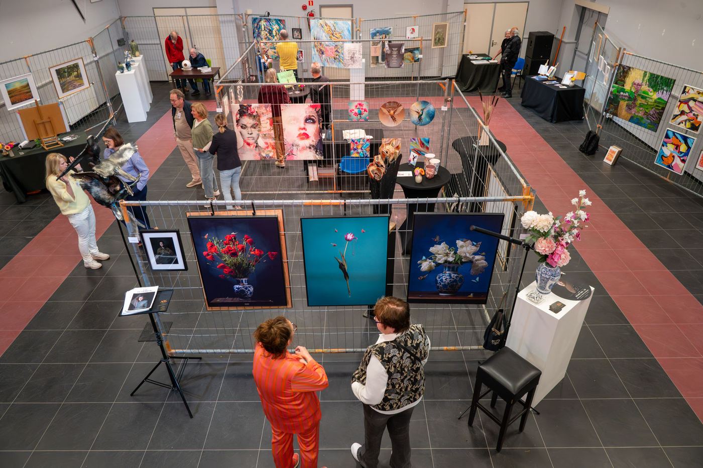 Vierde Lente Kunstsalon, foto 1
